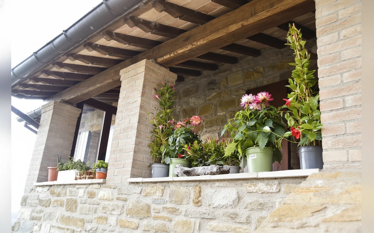 Esterni di CASA CRESTA, Gubbio (Umbria) (foto 10)