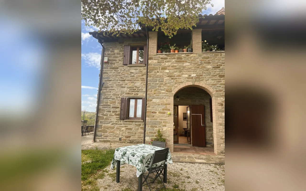 CASA CRESTA, struttura a Gubbio (Umbria) (foto 11)