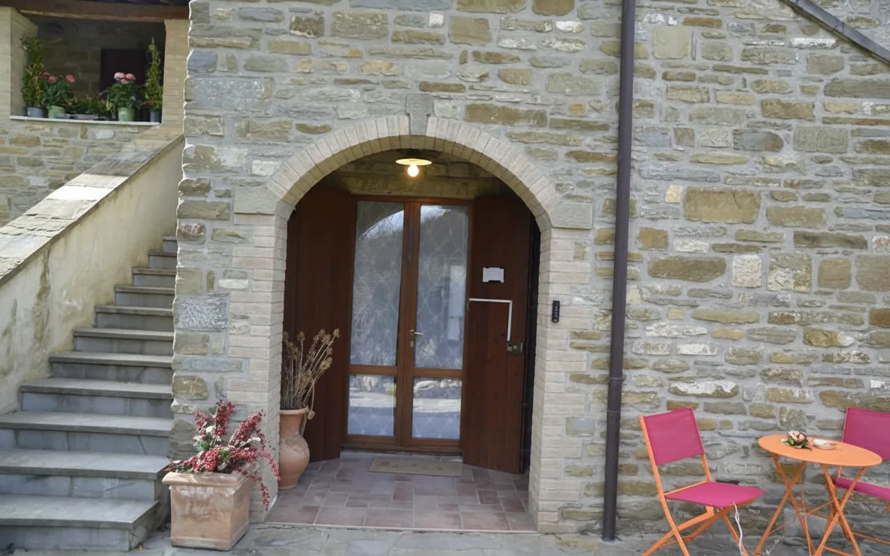 CASA CRESTA, struttura a Gubbio (Umbria) (foto 21)