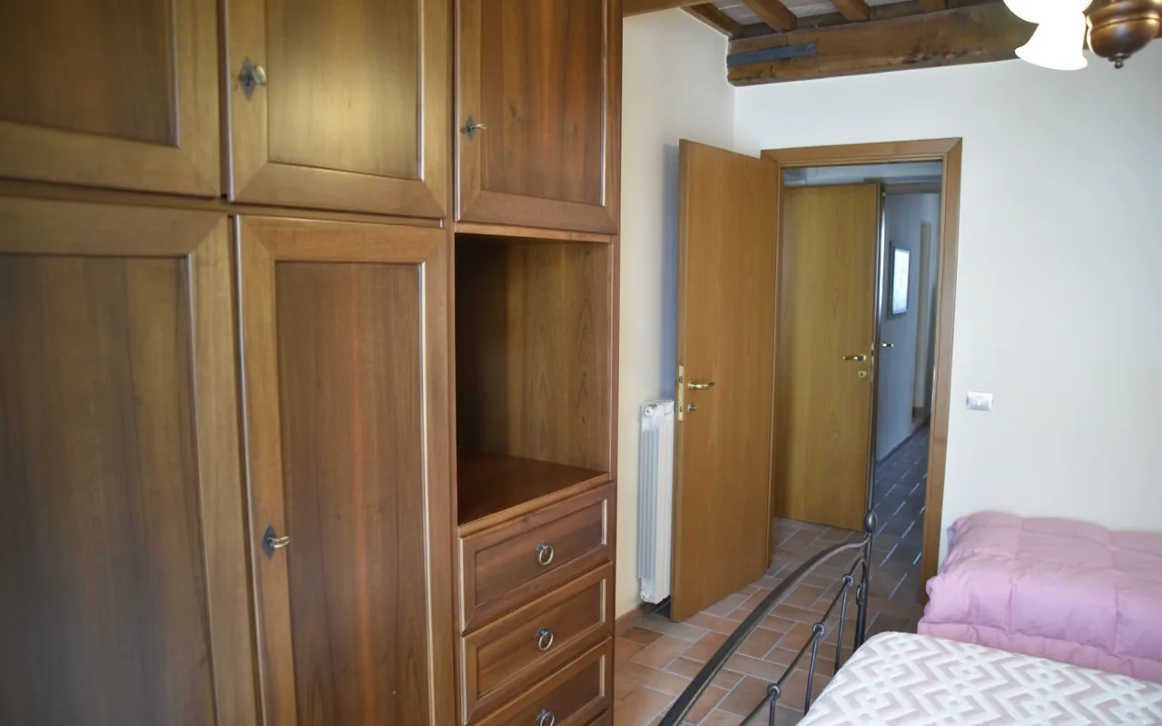 Camera con bagno privato — CASA CRESTA, Gubbio (Umbria) (foto 41)